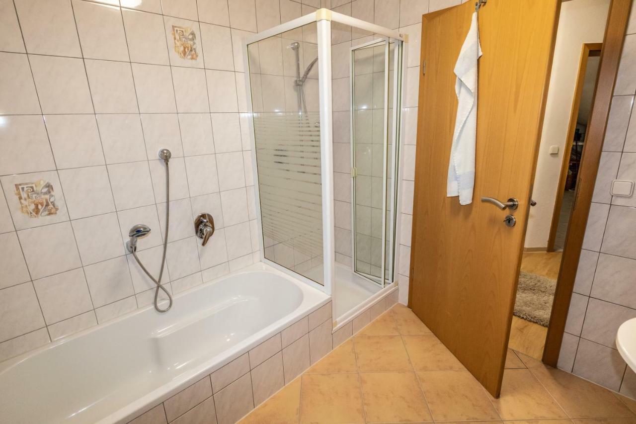 Ferienwohnung Ruderich Hirschaid Exteriör bild